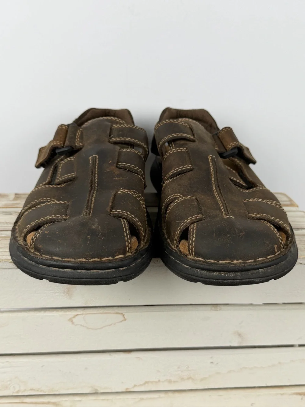 GBX Cayman Dark Brown Leather Fisherman Sandals Leather Insoles Mens size 10 D